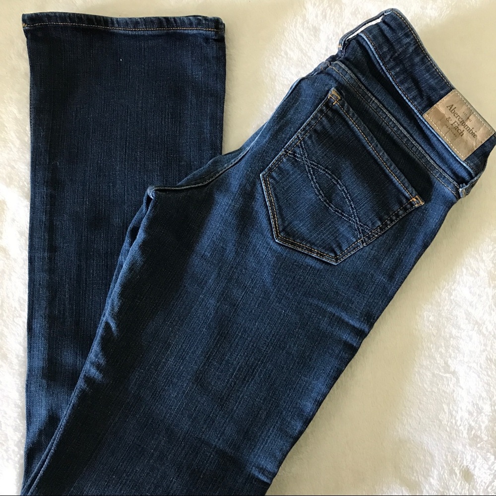 Abercrombie & Fitch Boot Jeans